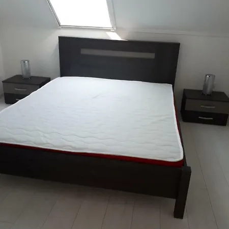 Breda City Apartman Ferienhaus *